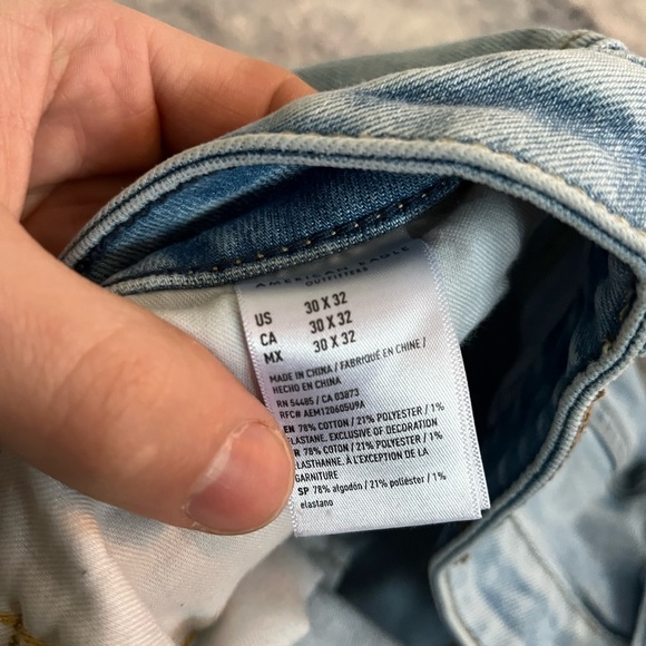 American Eagle Outfitters Faded Blue Ripped Skinny Jeans - Picture 4 of 4